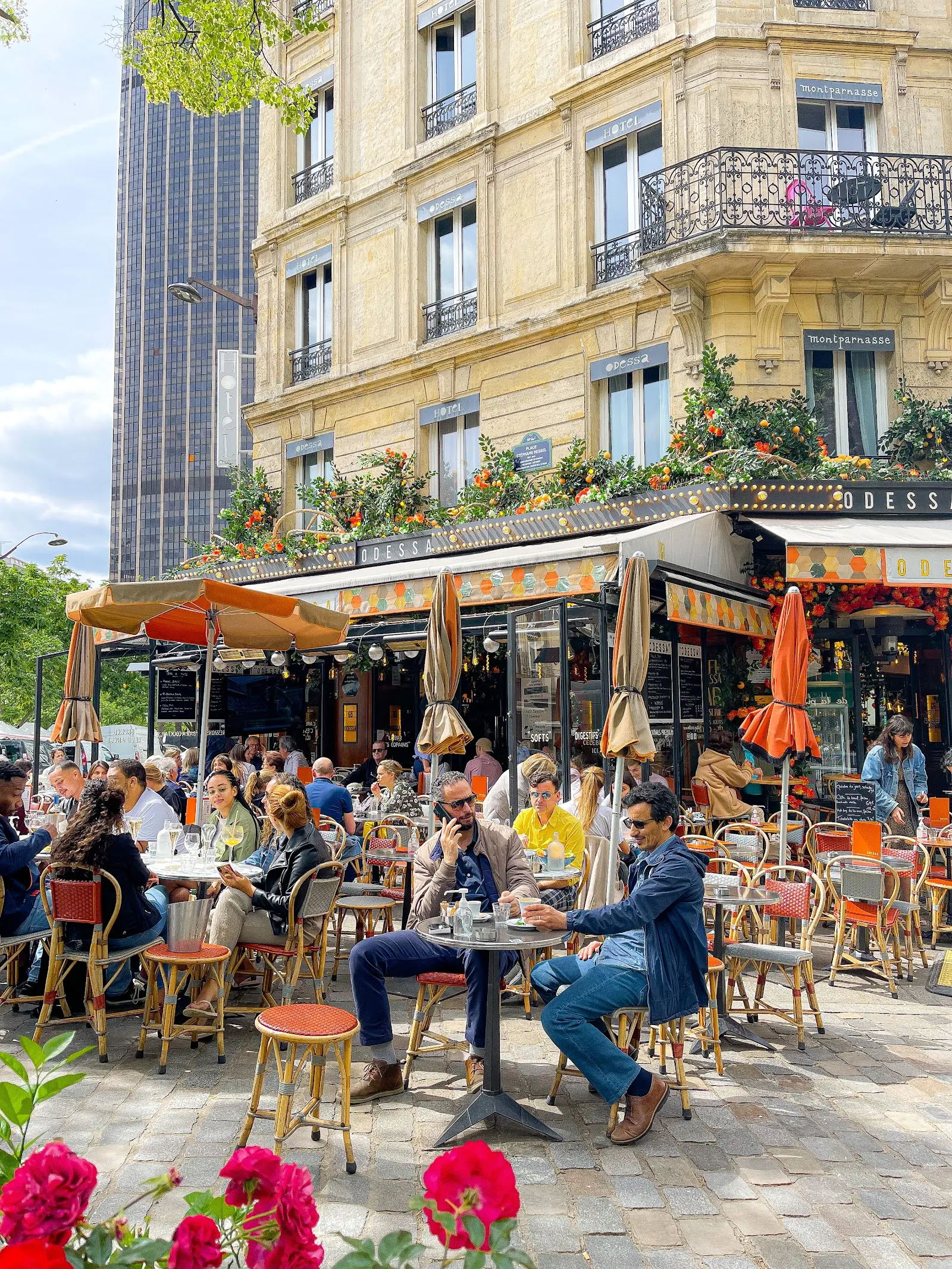 Photo de Café Odessa - Brasserie parisienne tendance