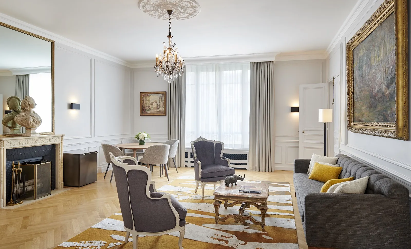 Photo de Hôtel Lancaster Paris Champs Elysées